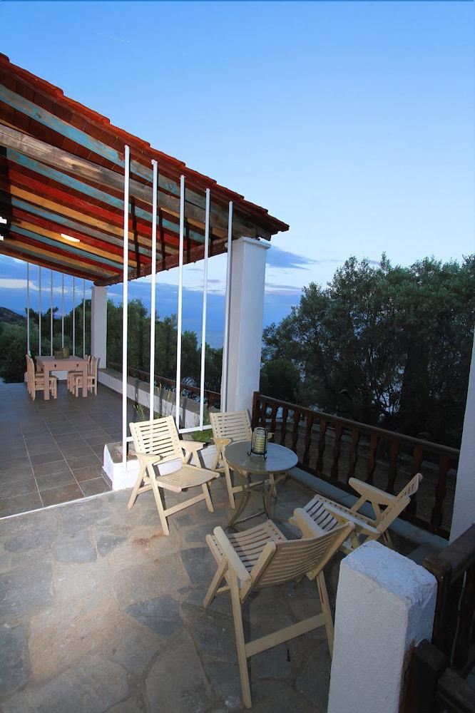 Our House 2 Luxury Suites Кавала Екстер'єр фото